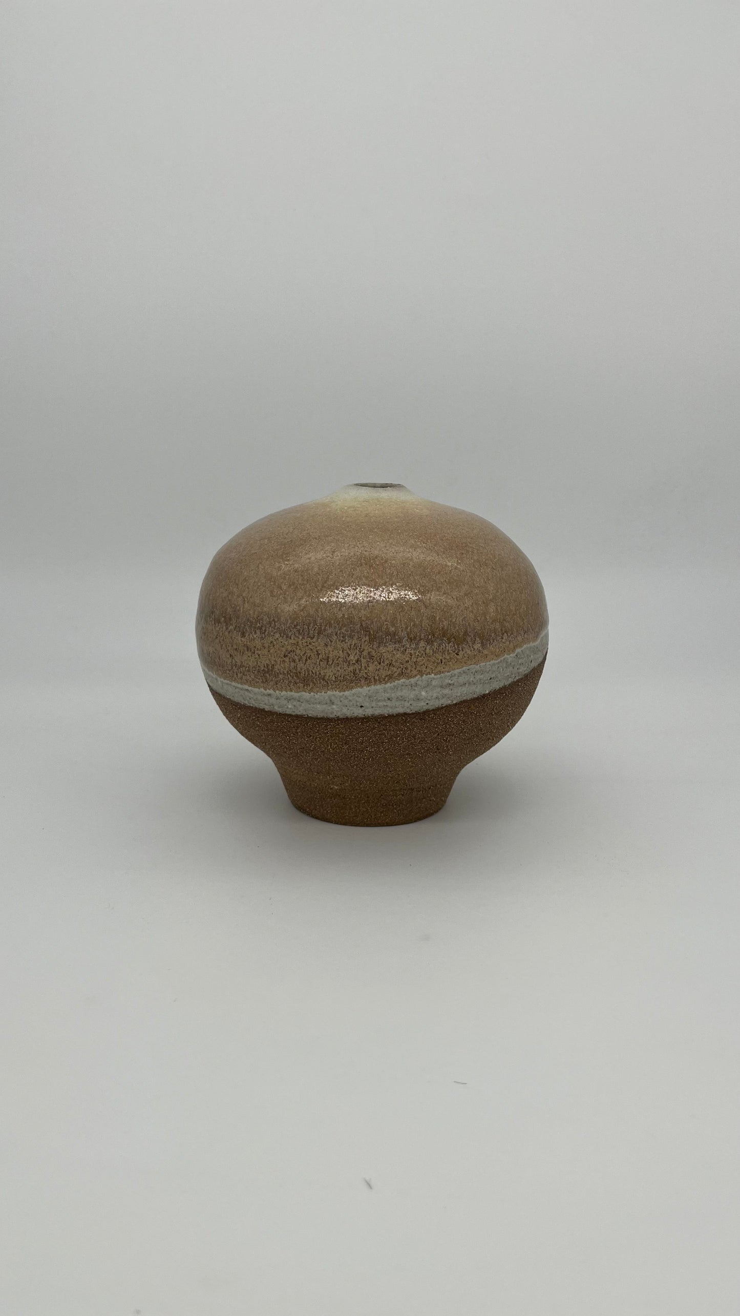 Round Honey Vase